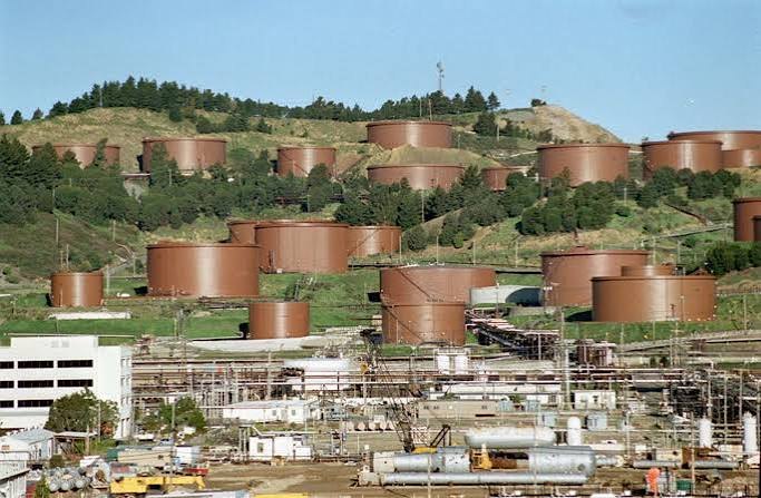 Chevron Refinery tank farm, Richmond California — storage tank coating inspection